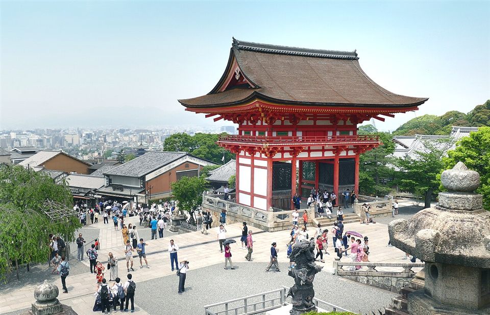 清水寺の仁王門