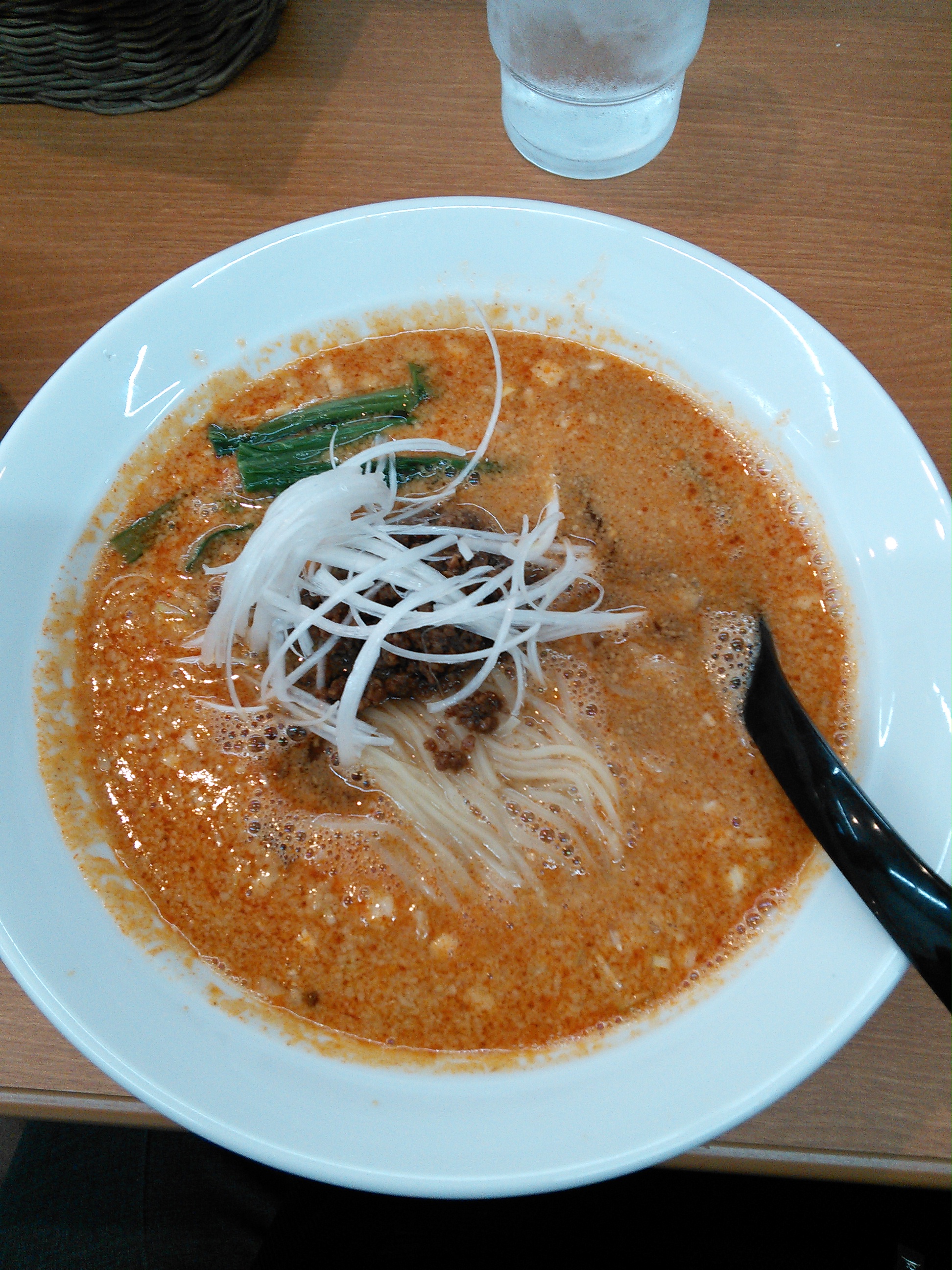 東大路通りにある四川亭の担々麺